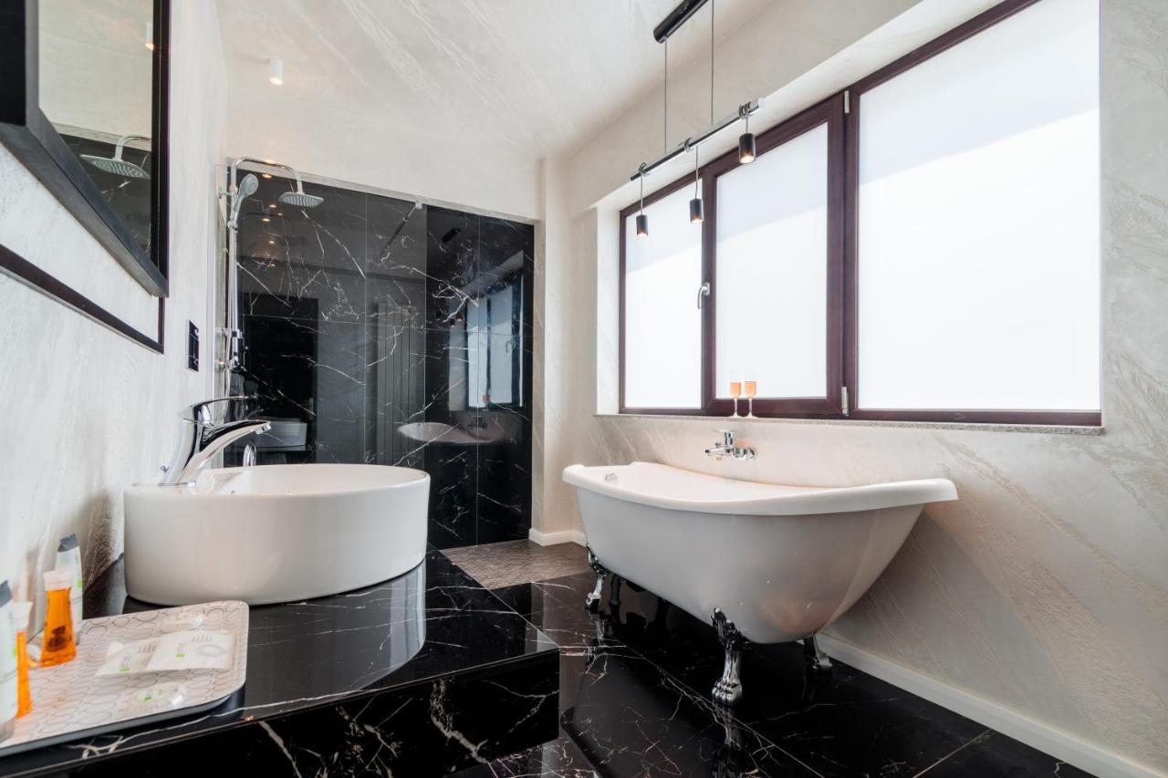 Hotel Bulevard Râmnicu Vâlcea Eksteriør billede