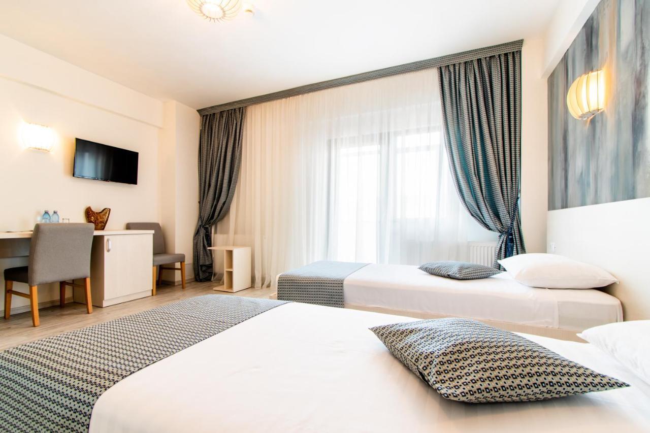 Hotel Bulevard Râmnicu Vâlcea Eksteriør billede