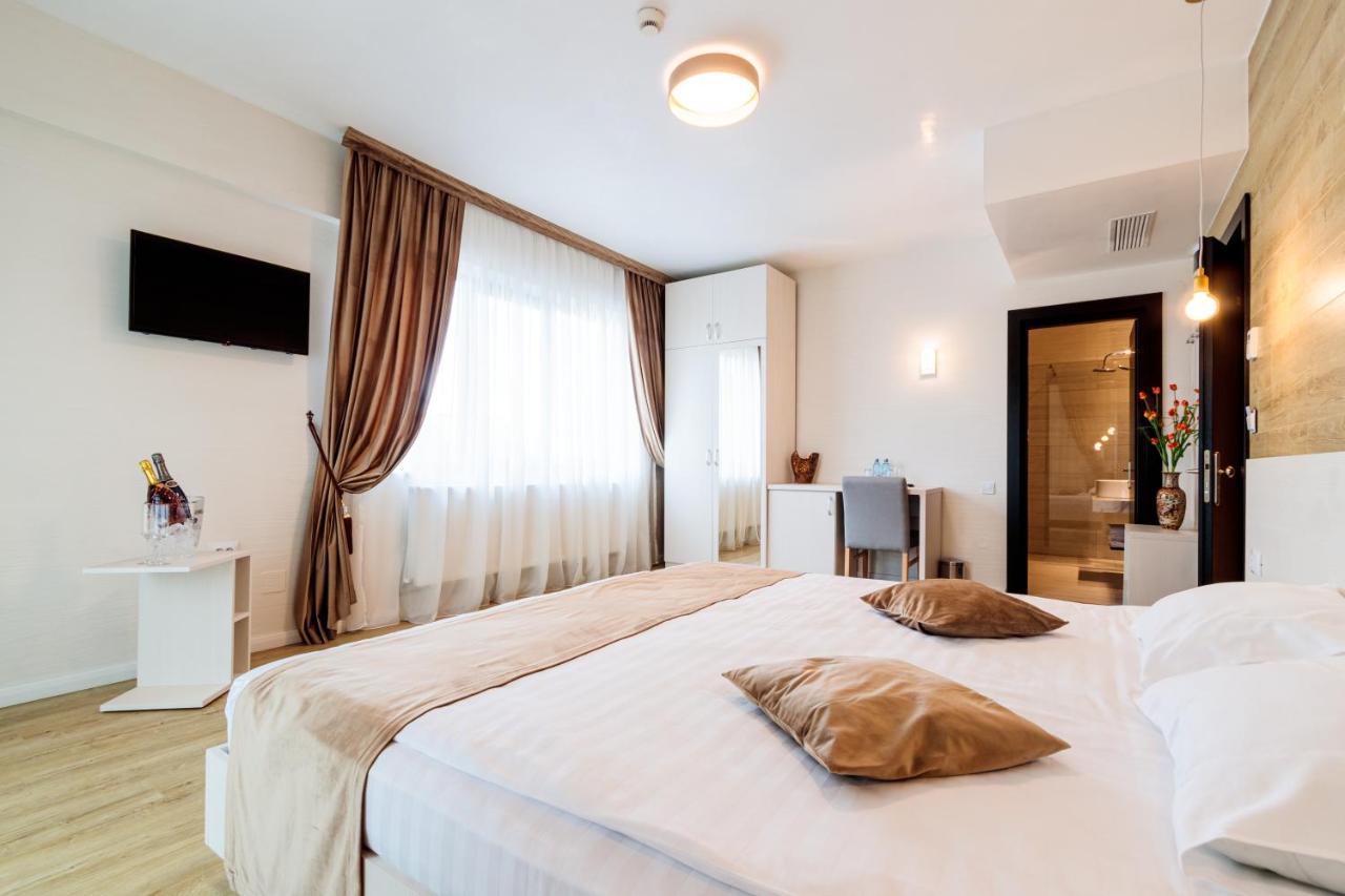 Hotel Bulevard Râmnicu Vâlcea Eksteriør billede