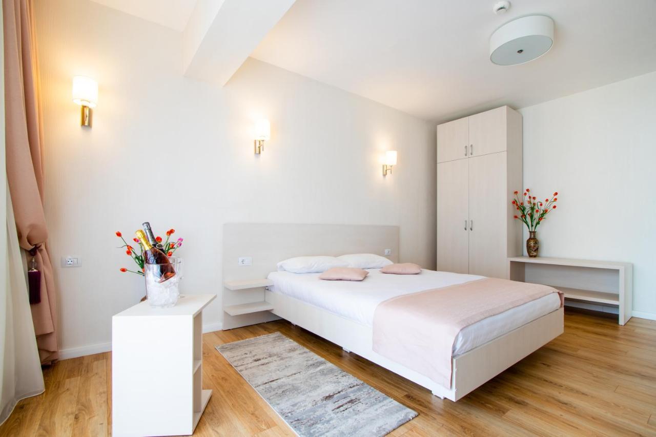 Hotel Bulevard Râmnicu Vâlcea Eksteriør billede