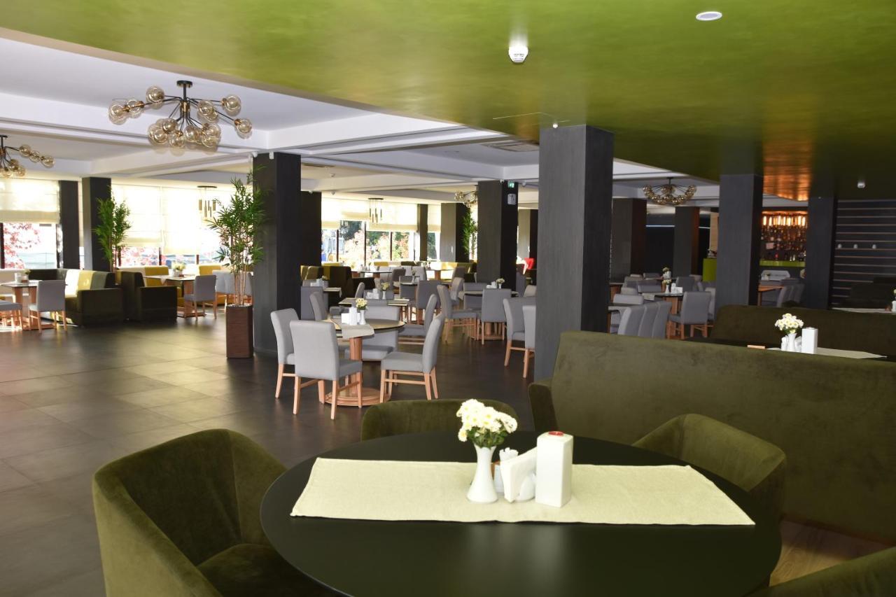 Hotel Bulevard Râmnicu Vâlcea Eksteriør billede