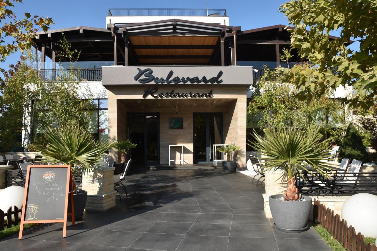 Hotel Bulevard Râmnicu Vâlcea Eksteriør billede
